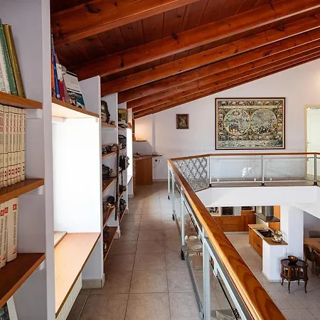 Superb Villa,with Amazing Seaviews & Huge Pool! Villa Szomatász