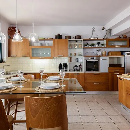 Superb Villa,with Amazing Seaviews & Huge Pool! Szomatász